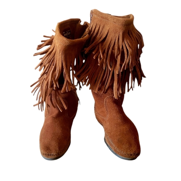 Minnetonka Shoes - Minnetonka Layered Fringe Whisky Conyac Brown Suede Leather Moccasins Bo…